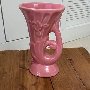 Vtg Medalta Potteries Medicine Hat Pink Vase 7” Tall